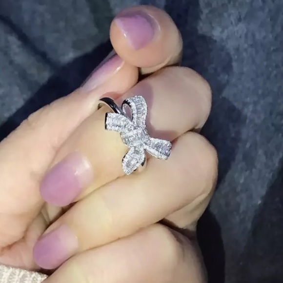 THIS ABSOLUTELY STUNNING PAVE CRYSTALS RING WILL TURN HEADS WHEREVER YOU WEAR IT - Picture 5 of 8